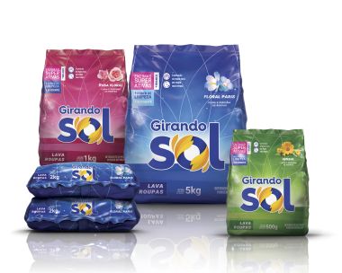 Powder detergent
