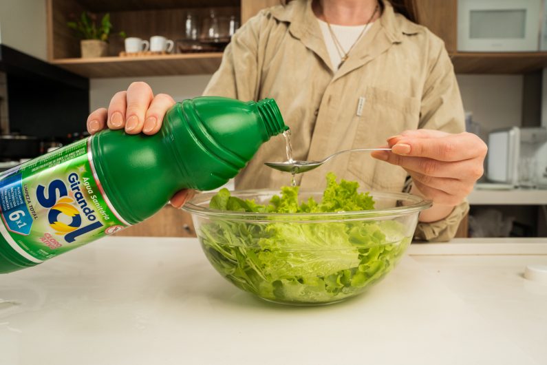 Água Sanitária alimentos