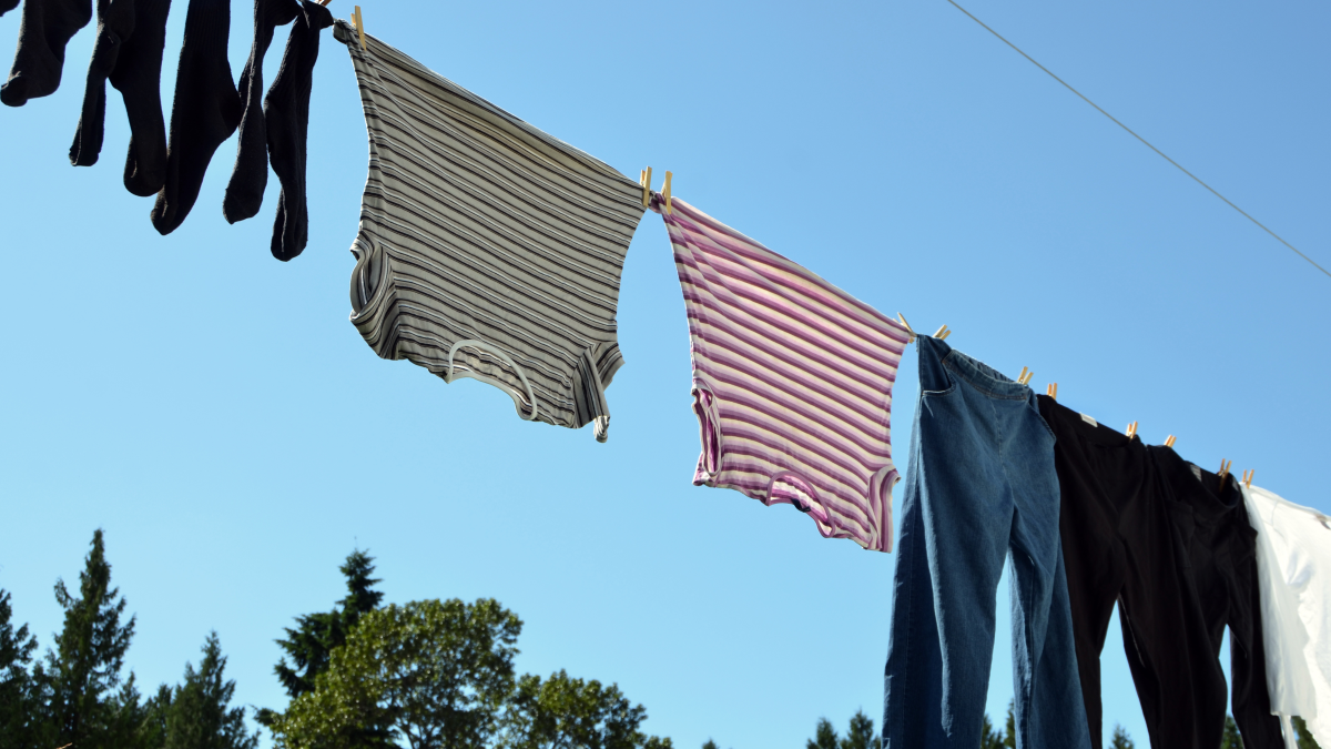 Lava roupas em pó X Lava Roupas Líquido: como usar?