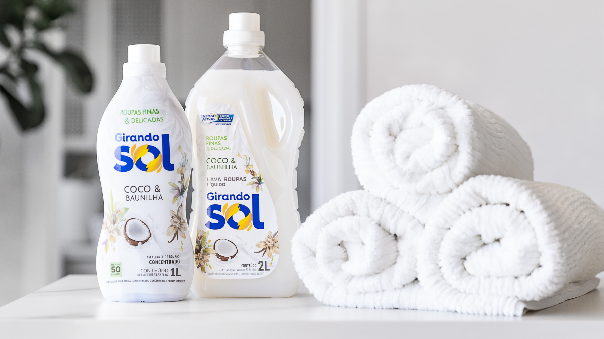 Quais produtos de limpeza utilizar para lavar roupas delicadas?