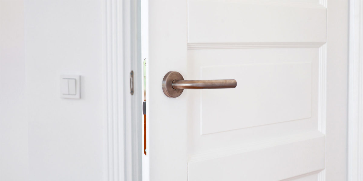 Lugares da casa que quase ninguém lembra de limpar