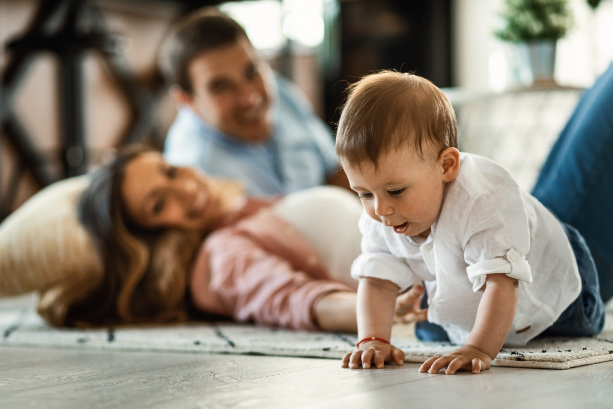 Dicas de cuidado com a casa para mães e pais de primeira viagem